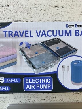 New cozy essential travel bag with pump